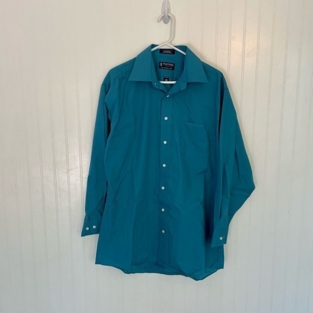 Stafford Essentials fitted dress shirt - 16.5 and 32-33